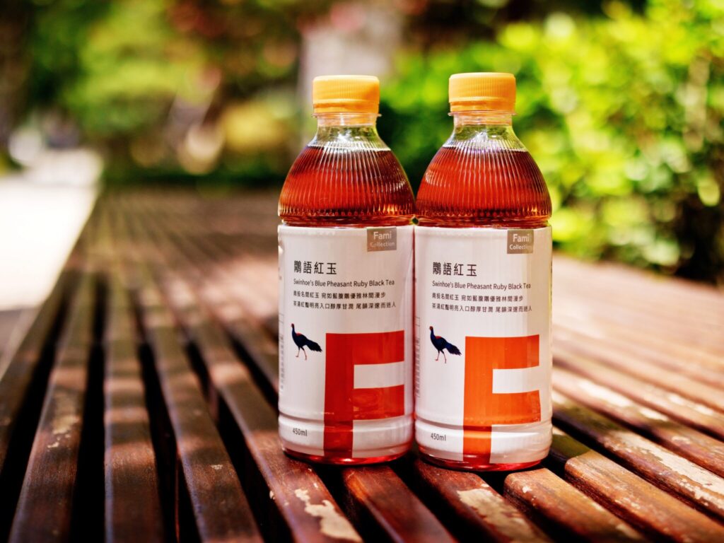 山林嬌客與茶香共舞 南投紅茶聯盟攜手全家推出「鷴語紅玉茶」獨家上市
