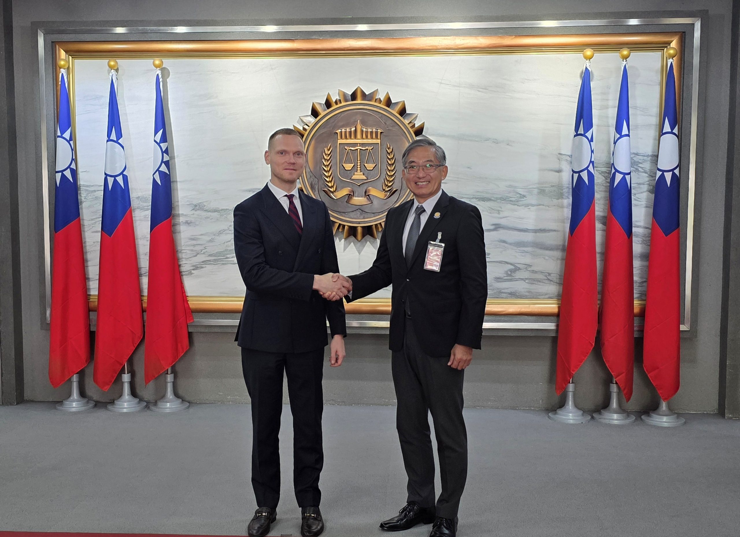 拉脫維亞金融情報首長訪台　聚焦跨國洗錢情資合作　調查局分享打擊太子集團成果